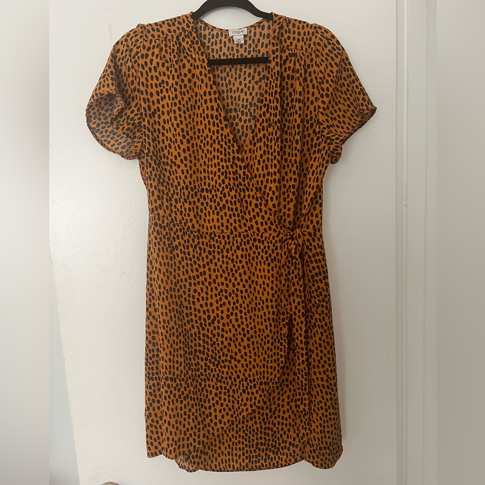 Leapord motif wrap dress